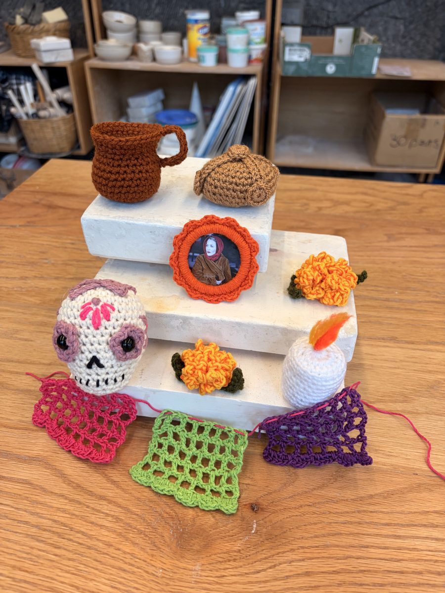 Teje tu altar de muertos